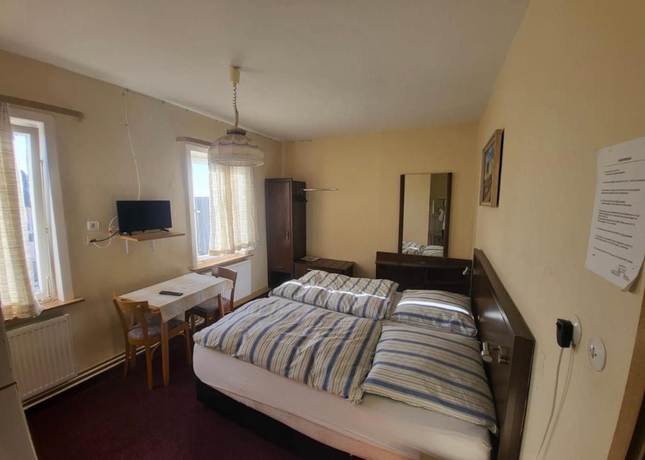 Hotel Zum Ritter Staufenberg  Esterno foto