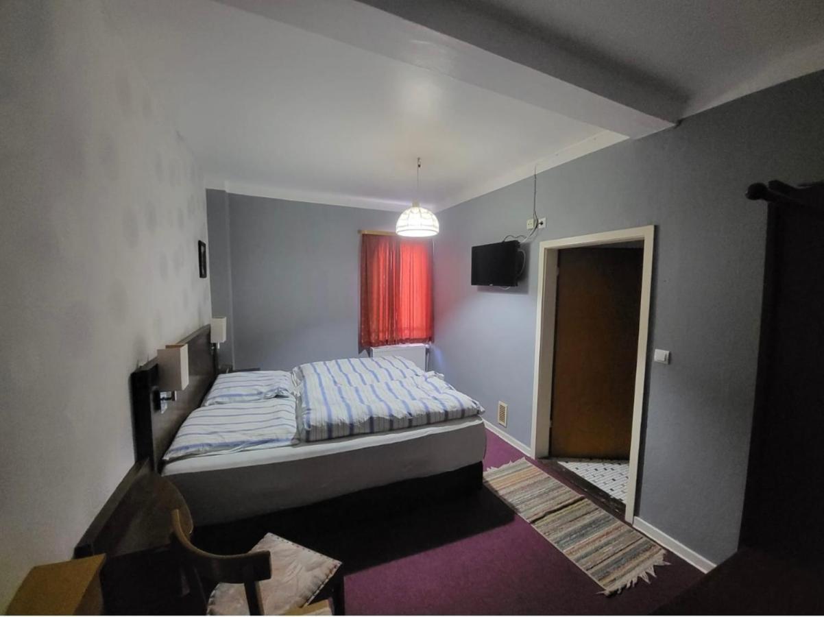 Hotel Zum Ritter Staufenberg  Esterno foto